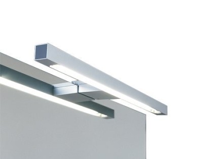 INDA VERLICHTING VERCHROOMD MET HALOGEENLAMPJE VOOR PLAATSING OP DE MUUR