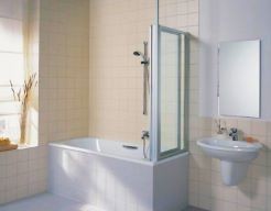 KERMI VARIO 2000 ZIJWAND BAD BR. 685-710 H 1400 OMKEERBAAR KEROLAN PAREL + WIT