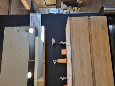 MARCUS MEUBELSET MET 2 LADEN+ SPIEGELKAST 90CM EIK 2398 