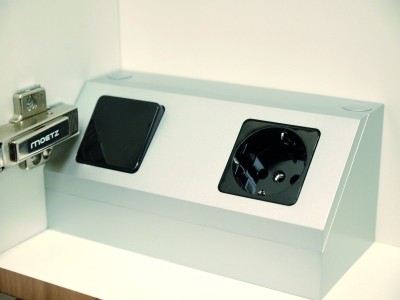 SLEURS SCHAKELAAR- STOPCONTACT BOX GEMONTEERD