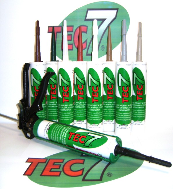 TEC 7 ZWART TUBE 310ML