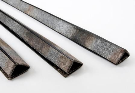 [04 1990] R-CORNIERES(1) - DERBIGUM CANT STRIP LOS PER STUK 1.1M