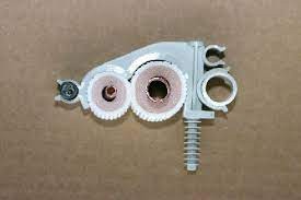 [R200500] R200500 - ATTACHE FIX RING VOOR KOELLEIDINGEN + KABEL EN CONDENS AFVOER